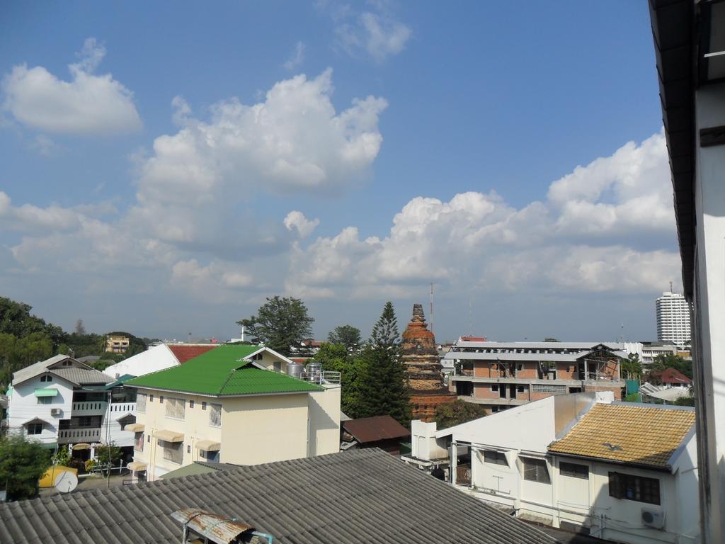 Chiangmai Inn Guesthouse Chiang Mai Exterior photo