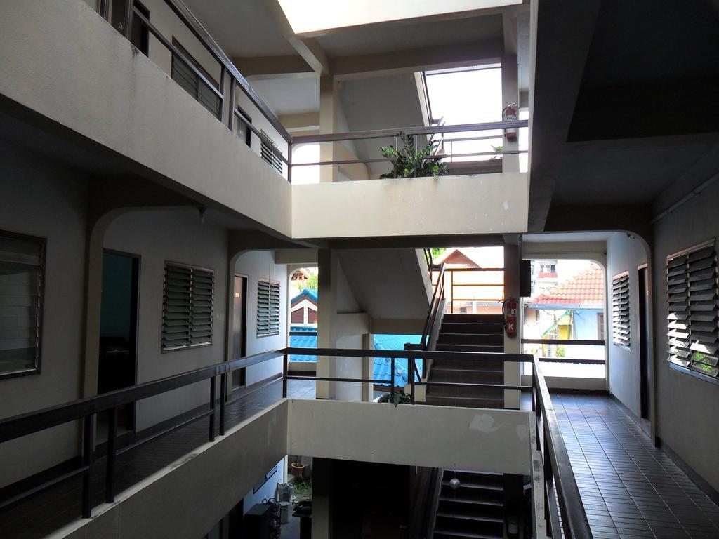 Chiangmai Inn Guesthouse Chiang Mai Exterior photo